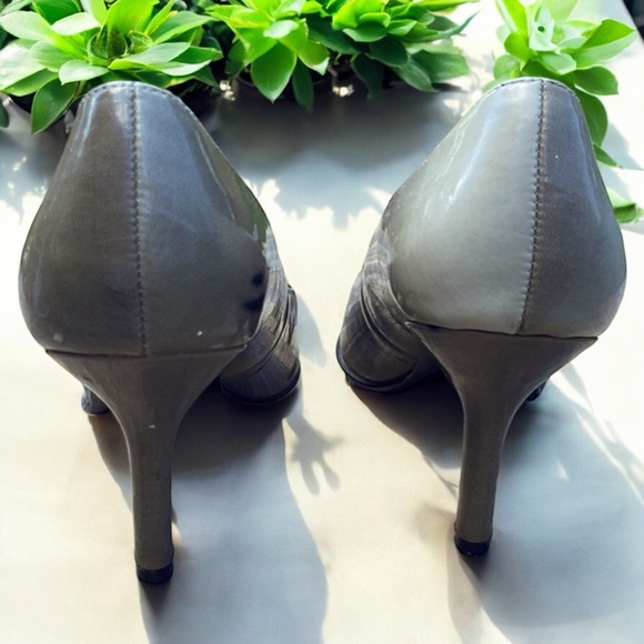 Diba Gray Ombré Gradient Patent Leather Slip On Pointed Toe Pumps Heels - Picture 14 of 16